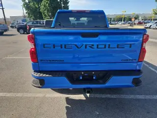Chevrolet Silverado 1500 2025 4x2 Custom 4dr Crew Cab 5.8 ft. SB