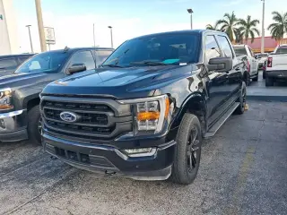 Ford F-150 2023 4x4 XLT 4dr SuperCrew con remolque 6.5 ft. SB