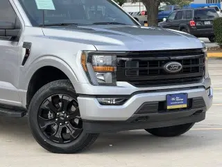 Ford F-150 2023 4x4 XLT 4dr SuperCrew 6.5 ft. SB