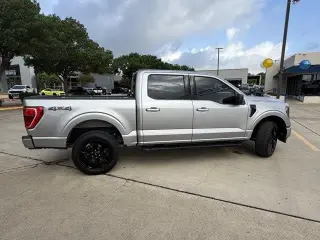 Ford F-150 2023 4x4 XLT 4dr SuperCrew 6.5 ft. SB