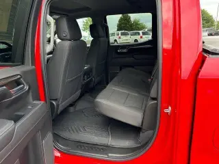 Chevrolet Silverado 1500 2023 4x4 LT 4dr Crew Cab 5.8 ft. SB con 1LT