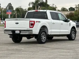 Ford F-150 2022 4x4 Lariat 4dr SuperCrew 6.5 ft. SB