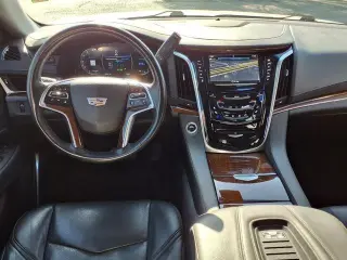Escalade de Cadillac 2020 Luxury 4dr SUV