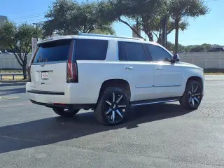Escalade de Cadillac 2020 Luxury 4dr SUV