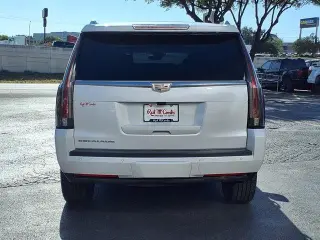 Escalade de Cadillac 2020 Luxury 4dr SUV