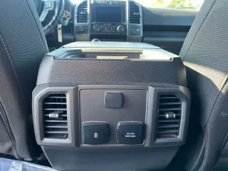 Ford F-150 2019 4x4 XLT 4dr SuperCrew 5.5 ft. SB