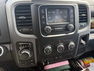 Ram 1500 2017 4x4 Tradesman 2dr Regular Cab 8 ft. LB Pickup