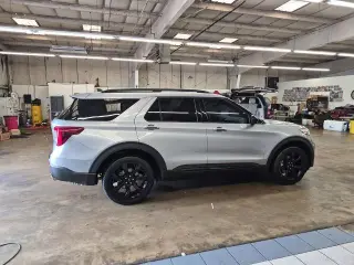 Explorador Ford 2022 AWD ST-Line 4dr SUV