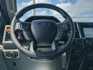 Ford F-150 2016 4x4 XLT 4dr SuperCrew 5.5 ft. SB