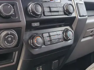 Ford F-150 2016 4x4 XLT 4dr SuperCrew 5.5 ft. SB