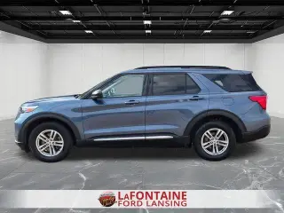 Ford Explorer 2020 con transmisión automática de cuatro ruedas y XLT, SUV de 4 puertas