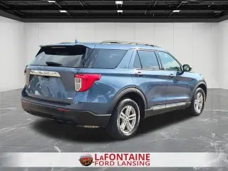 Ford Explorer 2020 con transmisión automática de cuatro ruedas y XLT, SUV de 4 puertas