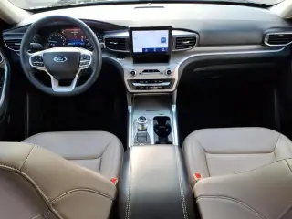 Explorador Ford 2023 AWD XLT 4dr SUV