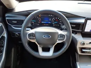 Explorador Ford 2023 AWD XLT 4dr SUV