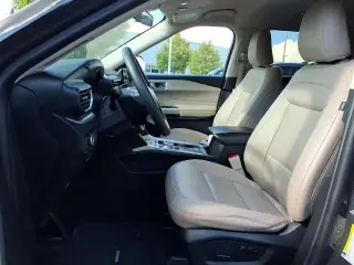 Explorador Ford 2023 AWD XLT 4dr SUV
