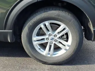 Explorador Ford 2023 AWD XLT 4dr SUV