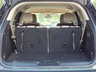 Explorador Ford 2023 AWD XLT 4dr SUV
