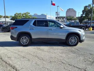 Chevrolet Traverse 2023 LT Cloth 4dr SUV