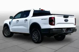 Ford Ranger 2025 4x2 XLT 4dr SuperCrew 5.0 ft. SB
