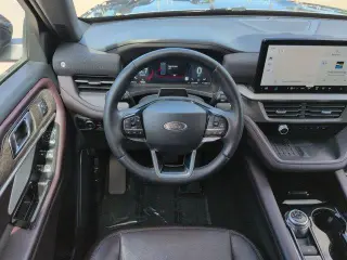 Ford Explorer 2025 AWD Platinum 4dr SUV