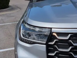 Ford Explorer 2025 AWD Platinum 4dr SUV