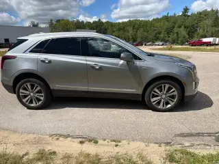 Cadillac XT5 2025 4x4 de lujo premium 4 puertas SUV