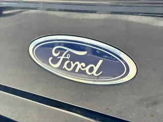Ford F-150 2015 4x4 XLT 4dr SuperCrew 5.5 ft. SB