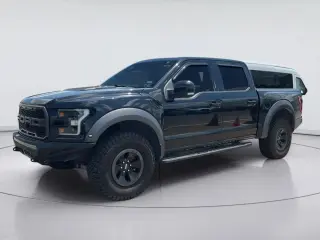 Ford F-150 2018 4x4 Raptor 4dr SuperCrew con cabina de 5.5 m.