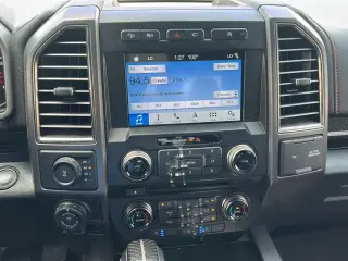 Ford F-150 2018 4x4 Raptor 4dr SuperCrew con cabina de 5.5 m.