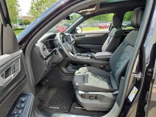Volkswagen Atlas Cross Sport 2024 AWD SE 4Motion 4dr SUV con Tecnología