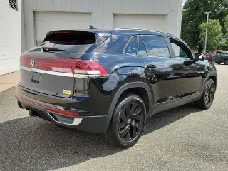 Volkswagen Atlas Cross Sport 2024 AWD SE 4Motion 4dr SUV con Tecnología