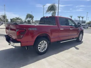 Ford F-150 2024 4x4 Lariat 4dr SuperCrew 6.5 ft. SB