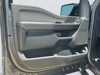 Ford F-150 2023 4x4 XLT 4dr SuperCrew 5.5 ft. SB