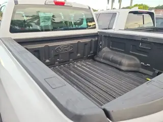 Ford Ranger 2024 4x2 XL 4dr SuperCrew 5.0 ft. SB