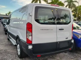 Ford Transit 2025 250 3dr LWB Low Roof Carga Van