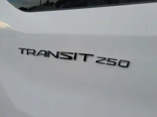 Ford Transit 2025 250 3dr LWB Low Roof Carga Van