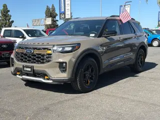 Ford Explorer 2026 AWD Tremor 4dr SUV