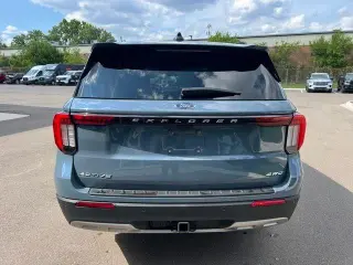 Ford Explorer 2025 AWD Active 4dr SUV