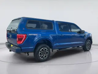 Ford F-150 2023 4x4 XL 4dr SuperCrew 5.5 ft. SB
