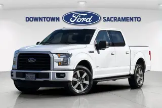 Ford F-150 2016 4x4 XLT 4dr SuperCrew con 5.5 ft. de ancho.