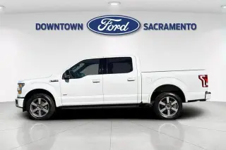 Ford F-150 2016 4x4 XLT 4dr SuperCrew con 5.5 ft. de ancho.