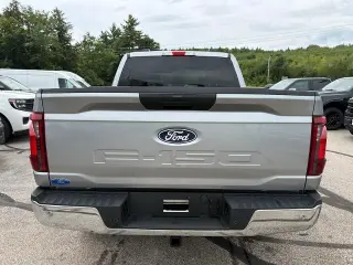 Ford F-150 2025 4x4 XLT 4dr SuperCrew 5.5 ft. SB