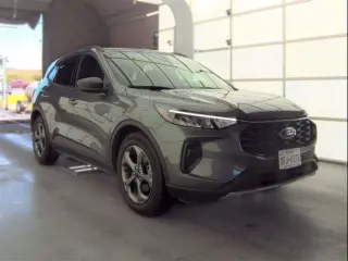 Ford Escape 2025 ST-Line 4x4 SUV