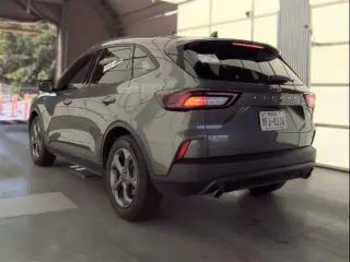 Ford Escape 2025 ST-Line 4x4 SUV