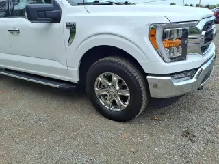 Ford F-150 2023 4x4 XLT 4dr SuperCrew 5.5 ft. SB