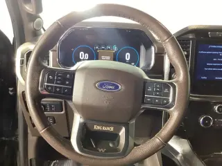 Ford F-150 2022 4x4 King Ranch 4dr SuperCrew 5.5 ft. SB
