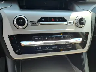 Explorador Ford 2023 AWD XLT 4dr SUV