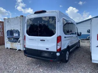 Ford Transit 2024 350 XL 3dr LWB Techo de Medio Piso Van de Pasajeros