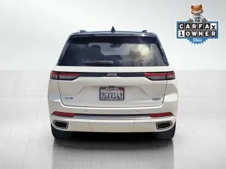 Jeep Grand Cherokee 2023 4x4 Summit 4xe 4dr SUV