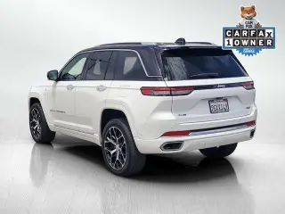 Jeep Grand Cherokee 2023 4x4 Summit 4xe 4dr SUV